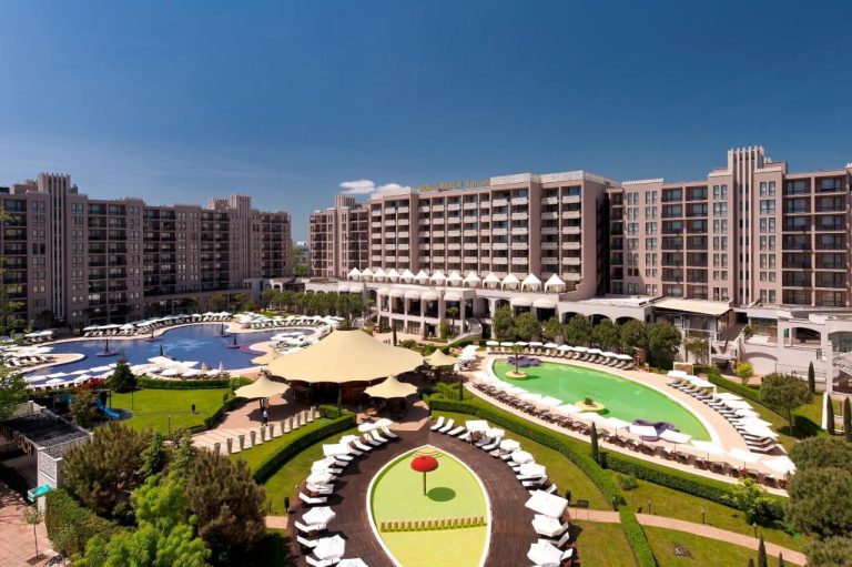 מלון ברסלו בורגס רויאל ביץ' (Barceló Royal Beach)
